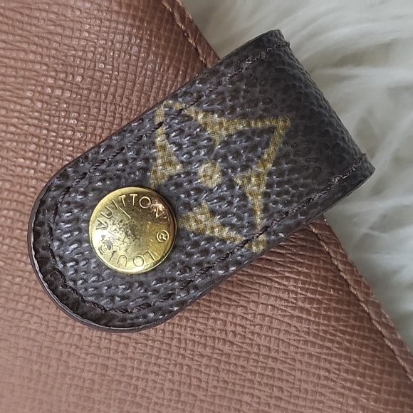 Louis Vuitton Monogram PM Agenda includes filler paper - Picture 7 of 16